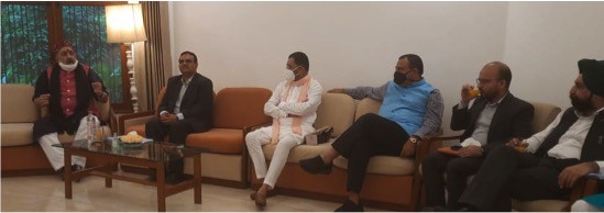 Giriraj singh NDDB visit