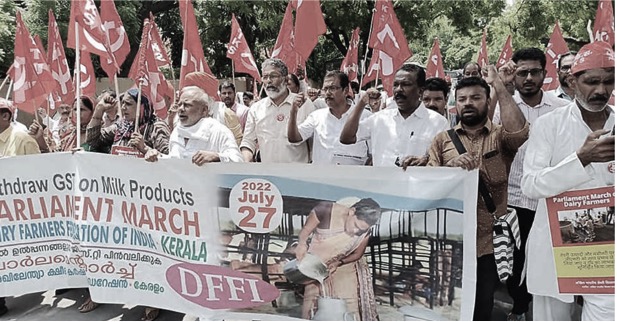 DFFI protest agsinst gst on dairy goods dairynews7x7